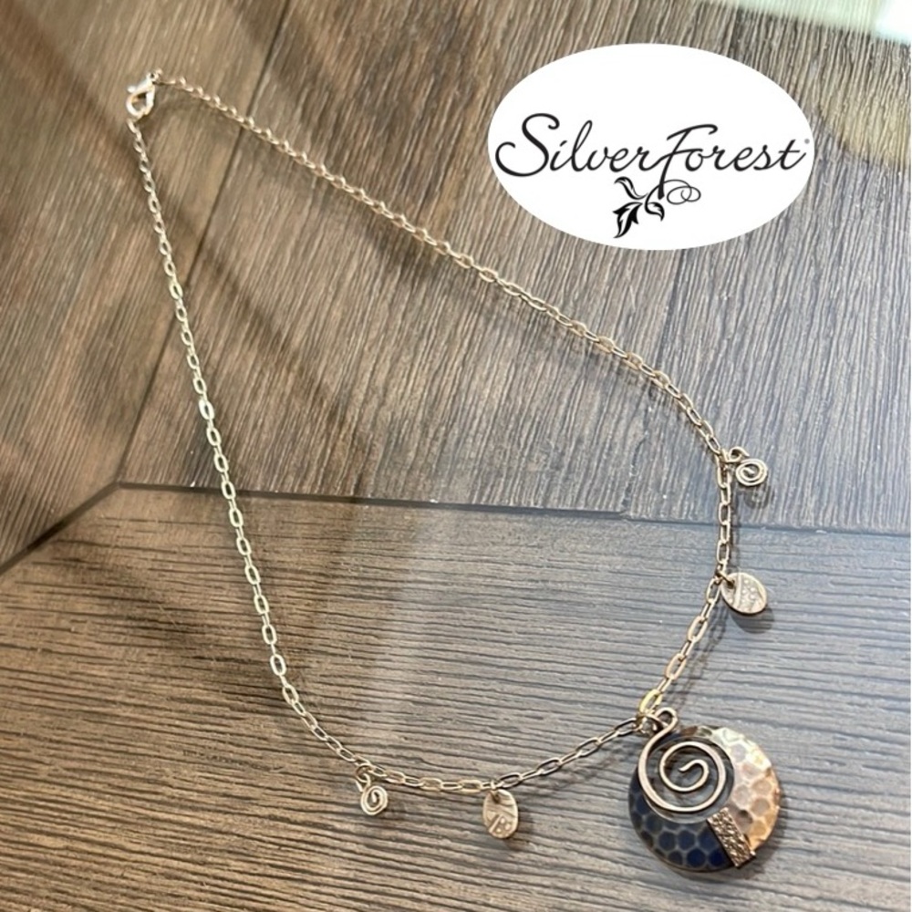 Silver Forest Navy & Antique Silvertone Circle Dangle Necklace
